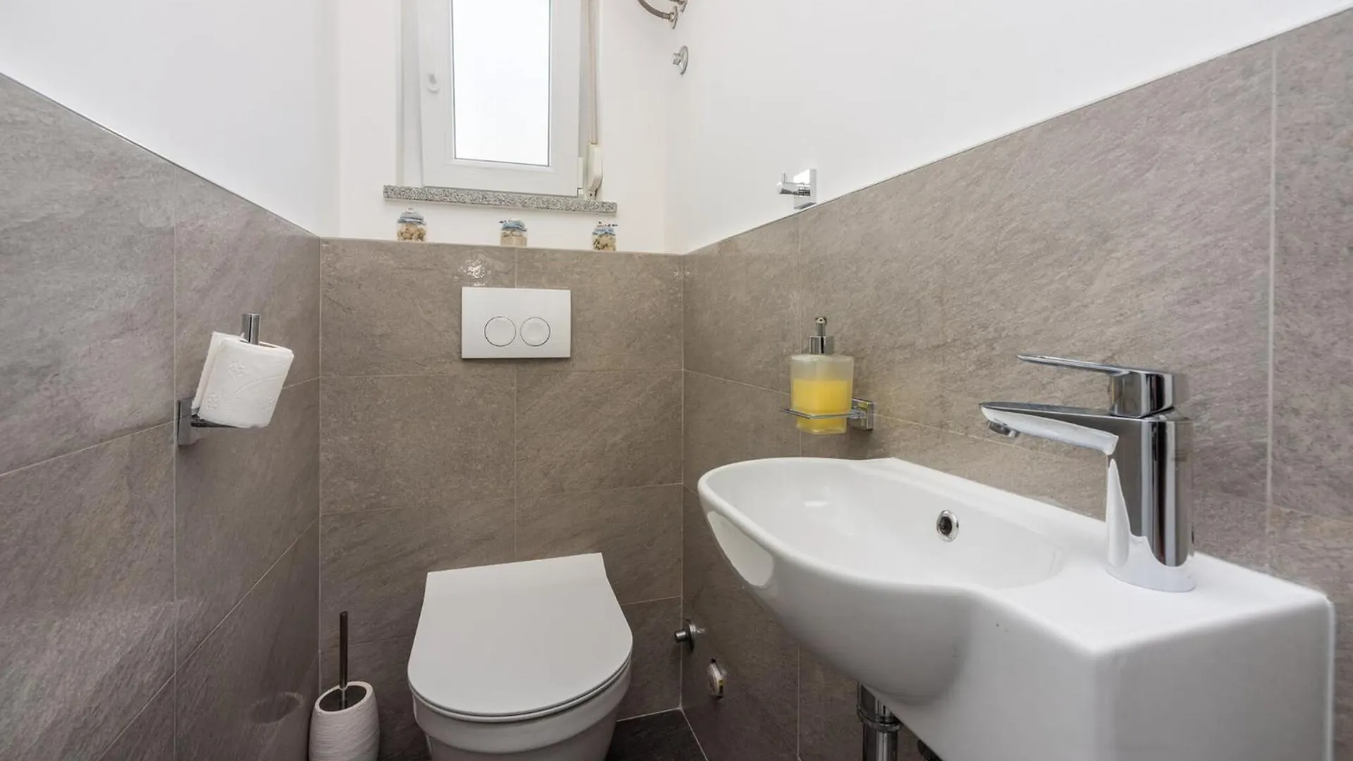 Monique Apartment Crikvenica 0*,